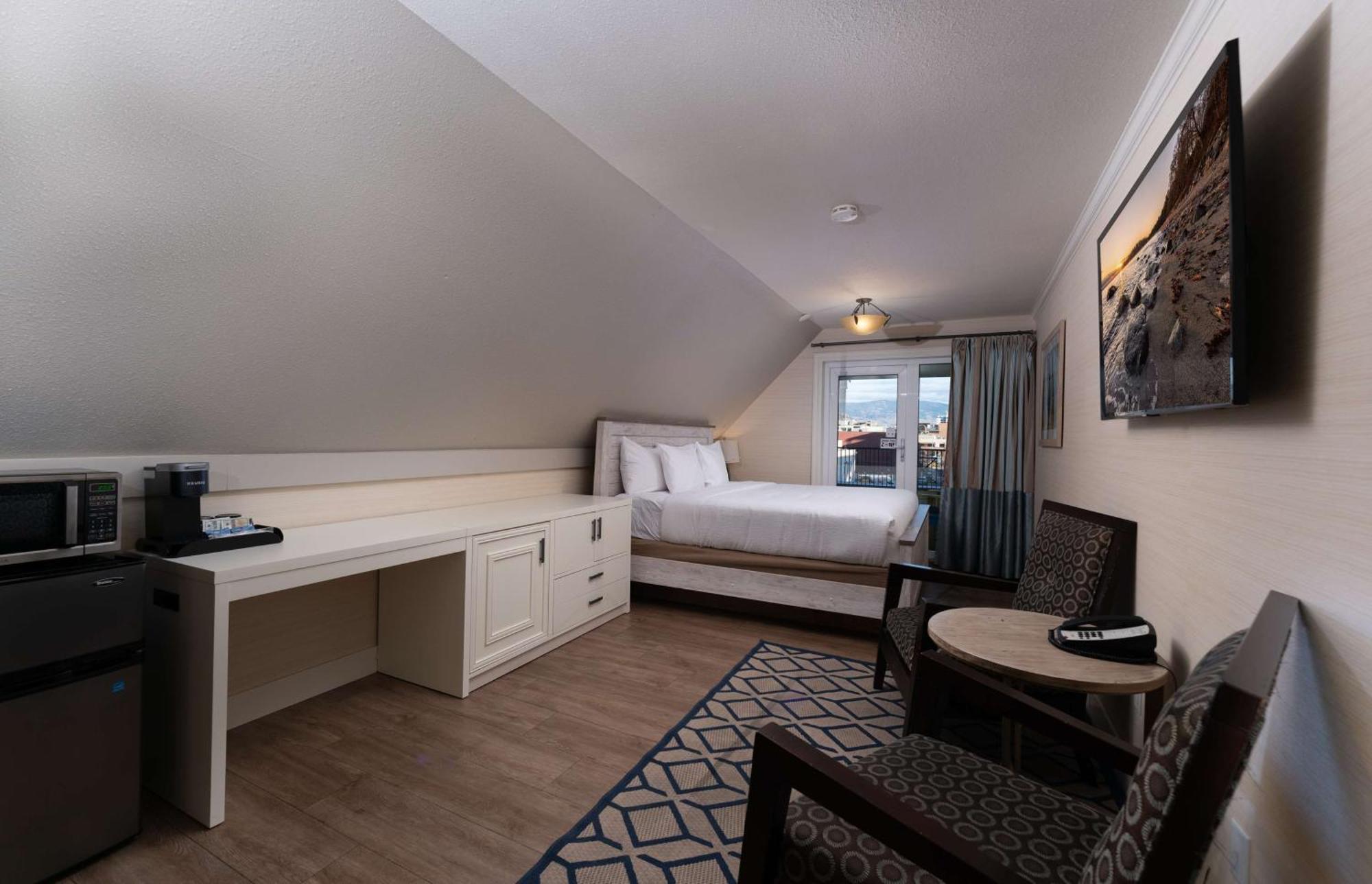 Prestige Beach House, Worldhotels Crafted Kelowna Exterior foto