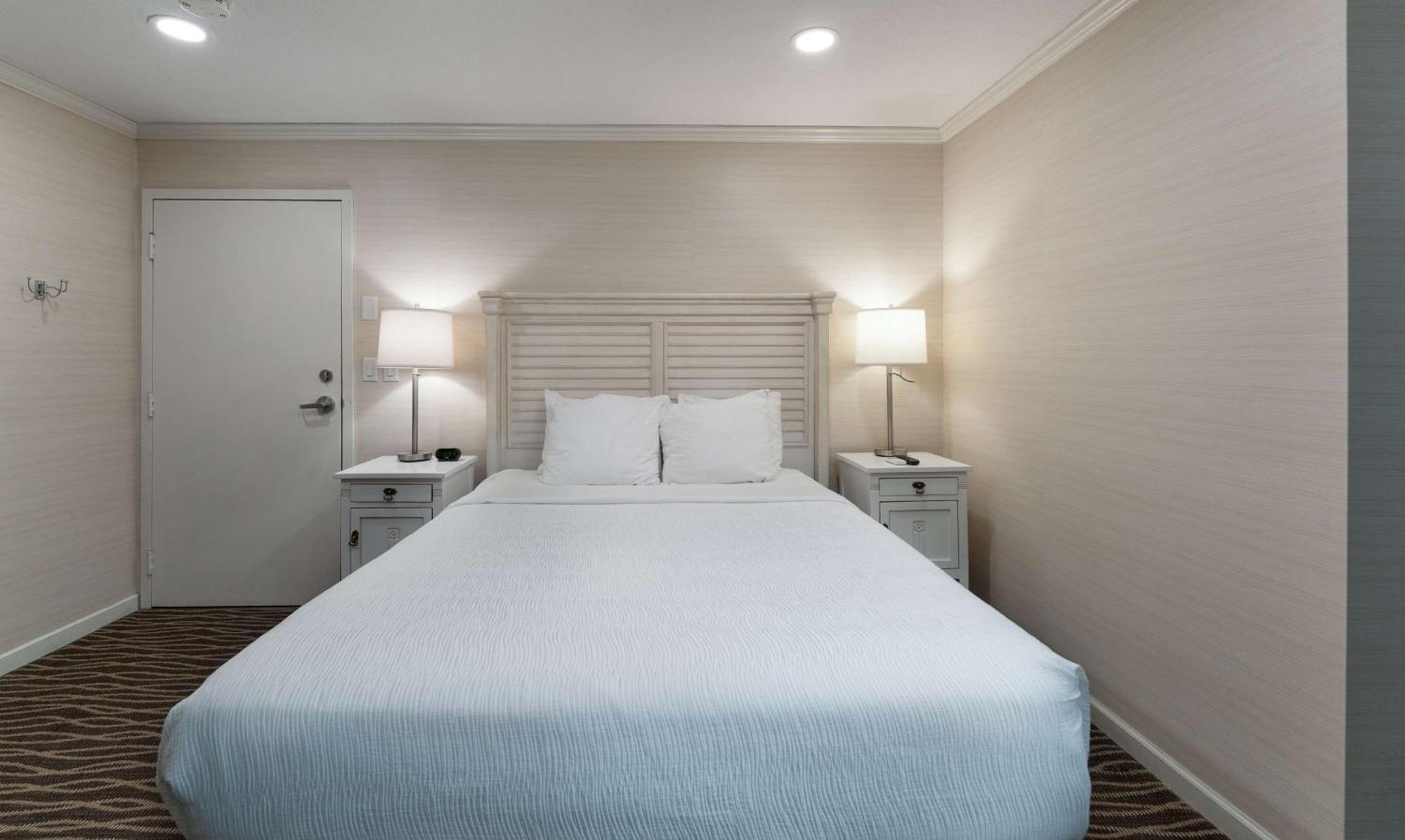 Prestige Beach House, Worldhotels Crafted Kelowna Exterior foto