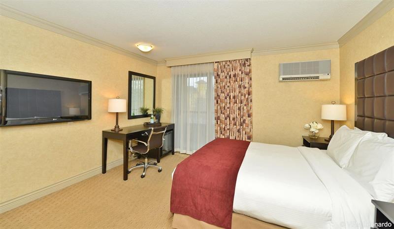 Prestige Beach House, Worldhotels Crafted Kelowna Exterior foto